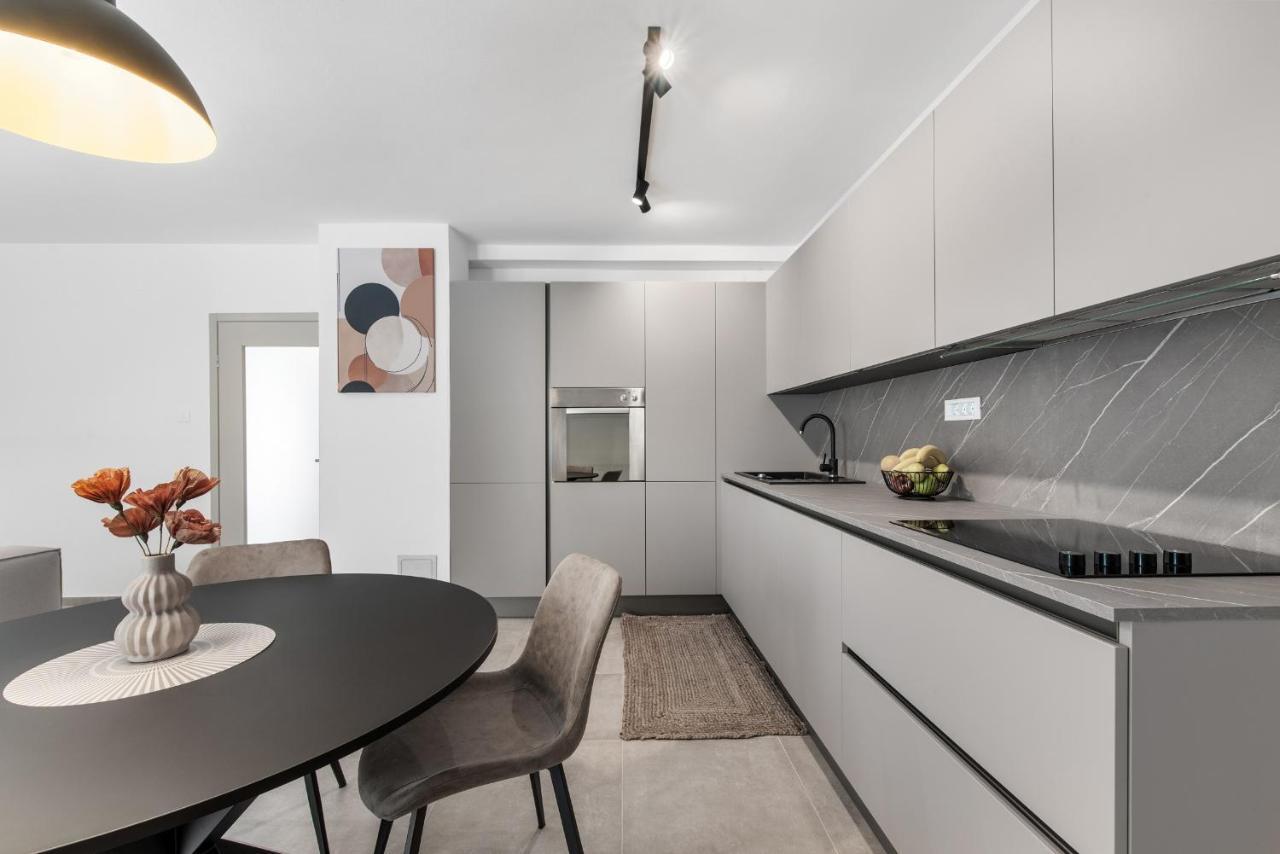 شقة Poli Nona - Renovated In 2023 بوريتش المظهر الخارجي الصورة